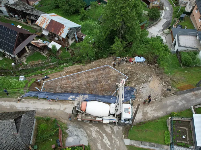 Základová doska rodinného domu v Černovej – fotka 5